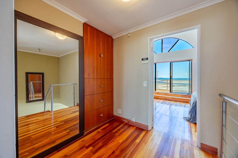 2 Bedroom Property for Sale in Lagoon Beach Western Cape